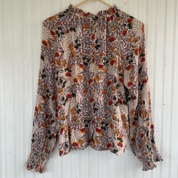 Garnet Hill Cream Floral Paisley Ruffle Fleur Crêpe Blouse Size Medium - Picture 3 of 10